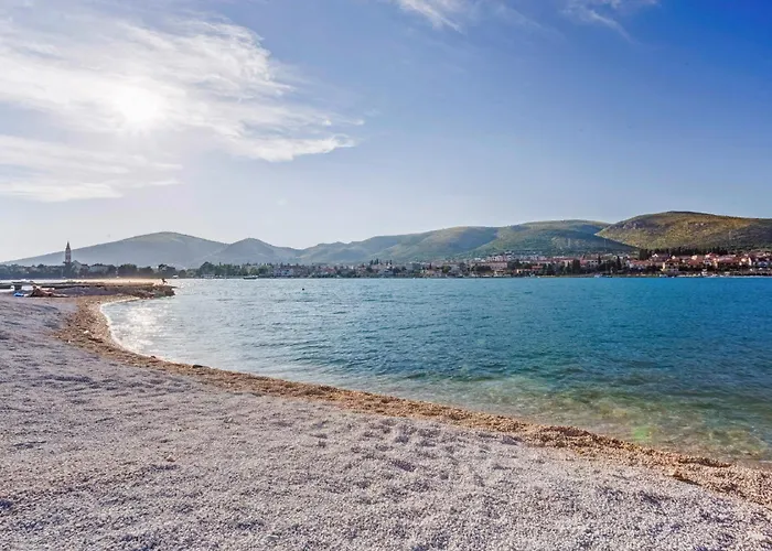 Tragos In - Mittel-dalmatien Гостьовий будинок 3*