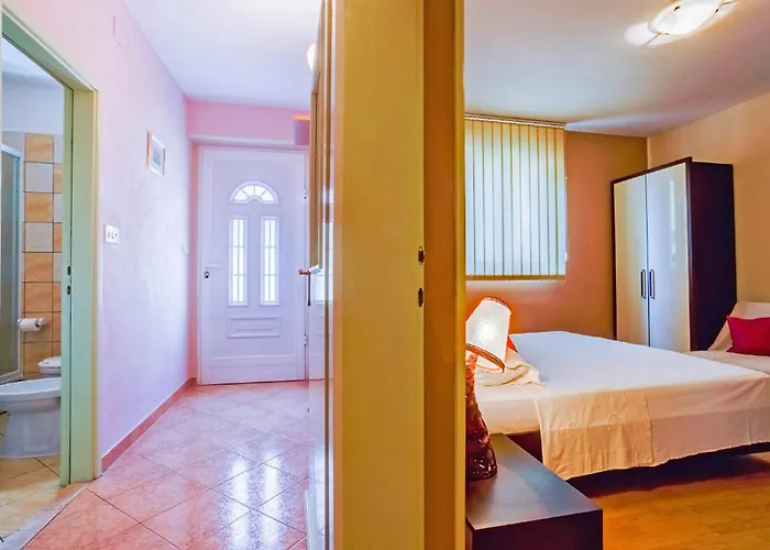 Penzion Tragos In - Mittel-dalmatien 3*