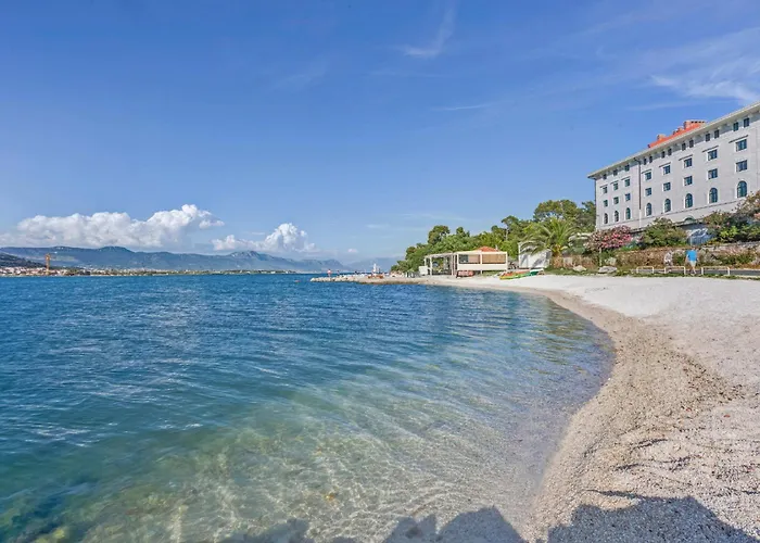 Tragos In - Mittel-dalmatien 3* Trogir